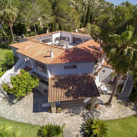 Villa Barracuda - By Emerald Pollenca